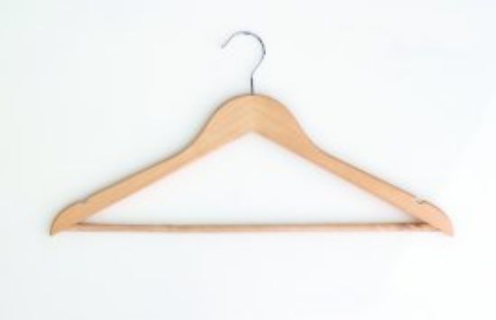 WOODEN COAT HANGERS (100)