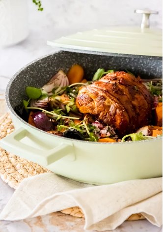 MASTERCLASS CAST ALUMINIUM 4LTR SHALLOW CASSEROLE DISH HUNTERS GREEN